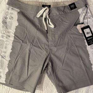 NWT - RVCA Boardshorts - Size 34